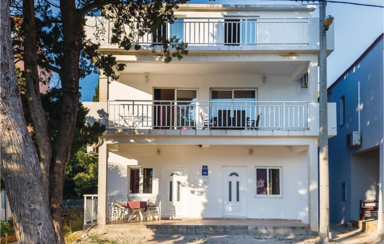 Cozy Apartment In Blace With Wifi Exterior photo